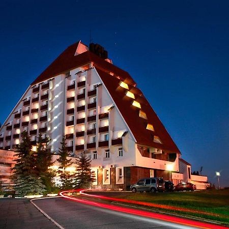 Agat Hotel Minsk Esterno foto