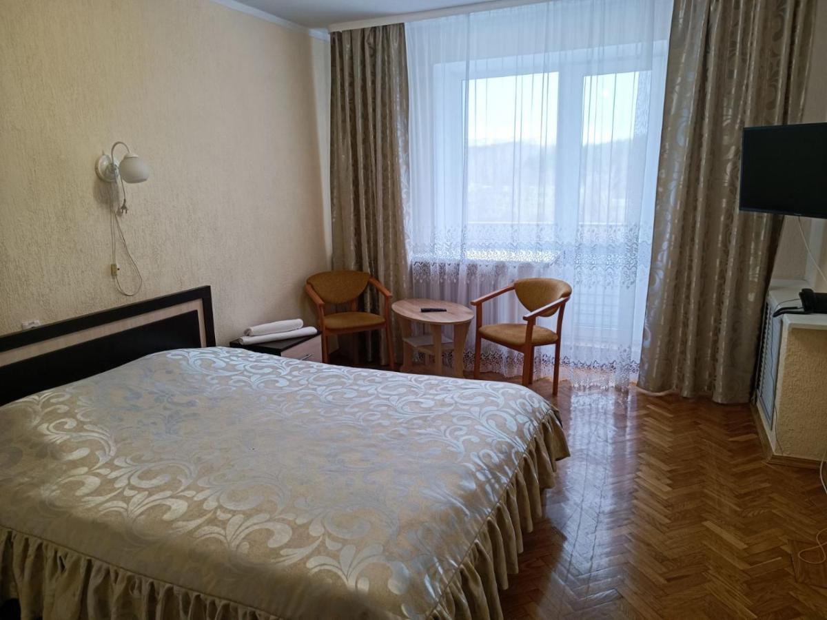 Agat Hotel Minsk Esterno foto