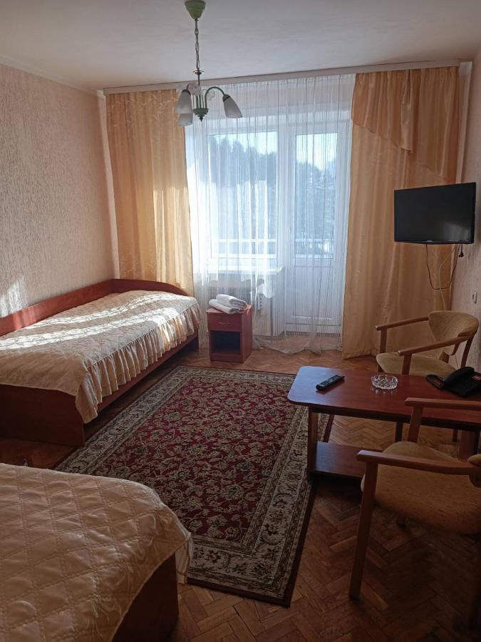 Agat Hotel Minsk Esterno foto
