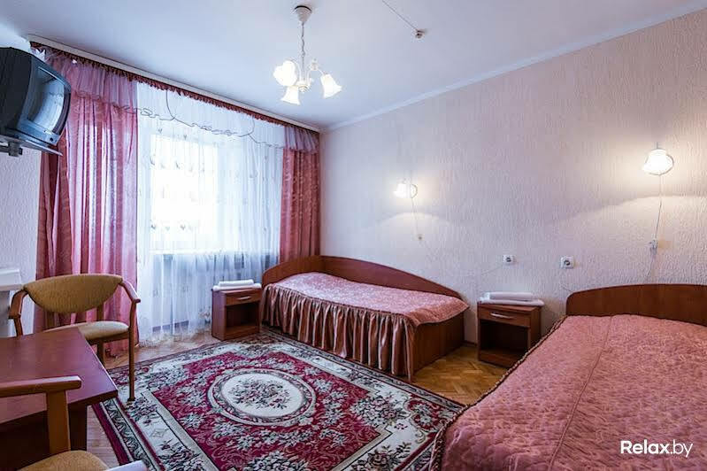 Agat Hotel Minsk Esterno foto