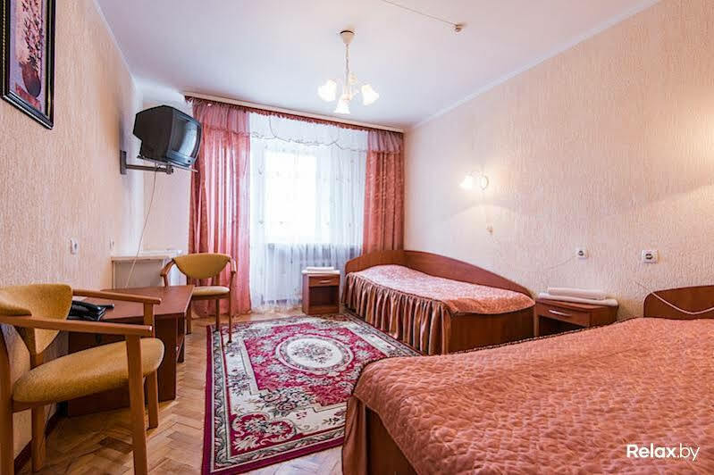 Agat Hotel Minsk Esterno foto